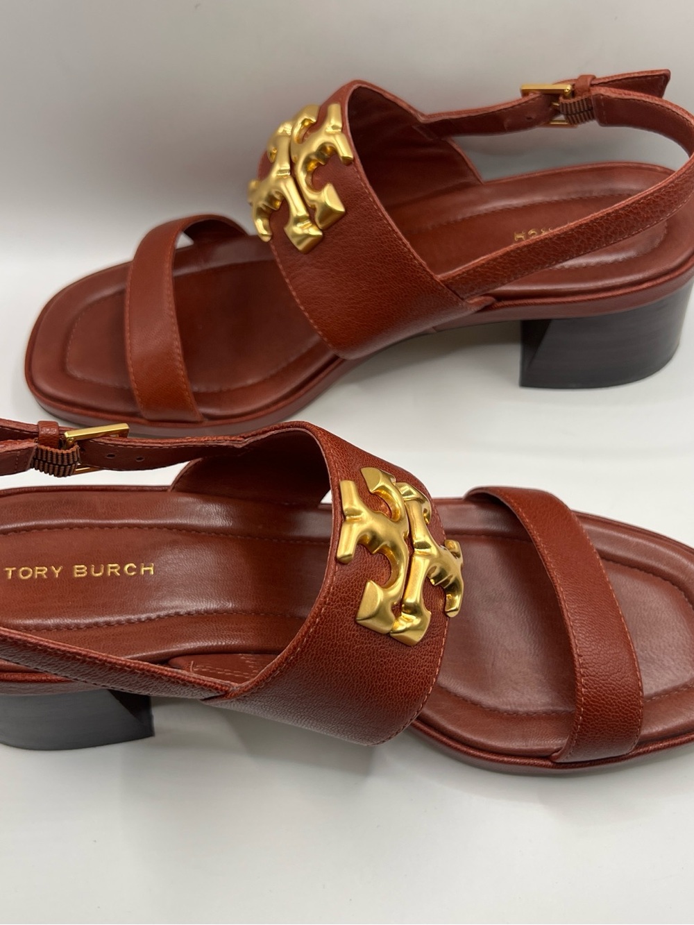 Tory Burch Rust Brown Leather Slingback Sandals with Gold Logo Accent - Picture 9 of 15